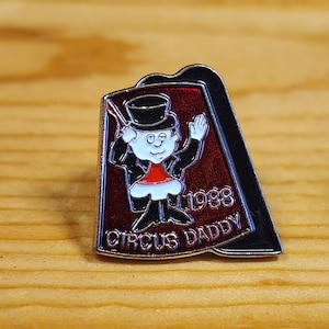 1988 Circus Daddy Brooch Pin Unique Rare Hat Pin Lapel Pin Vintage Pin Retro Pin Enamel Pin