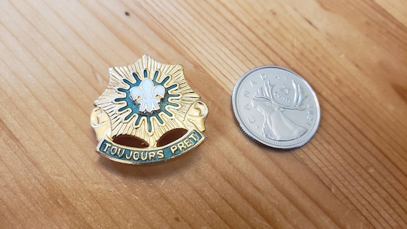 US Army 2nd Cavalry Regiment Unit Crest Toujours … - image 1