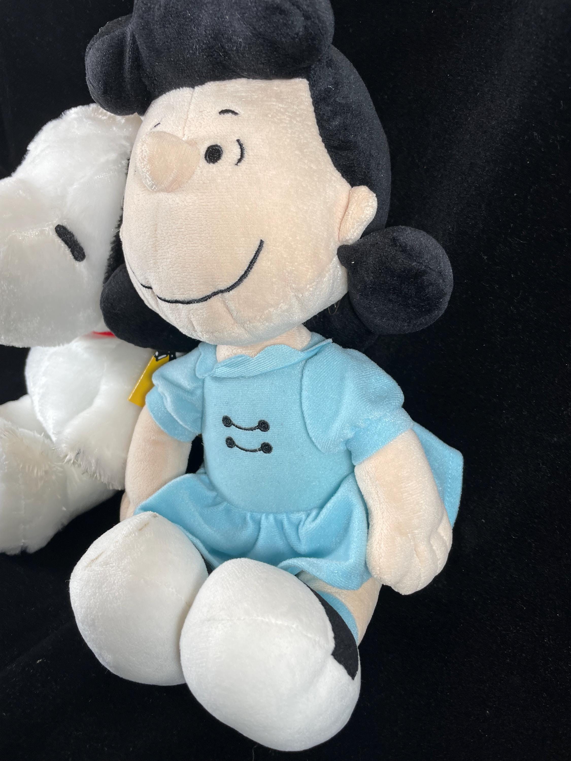 ピーナッツのぬいぐるみチャーリー・ブラウンスヌーピールーシー