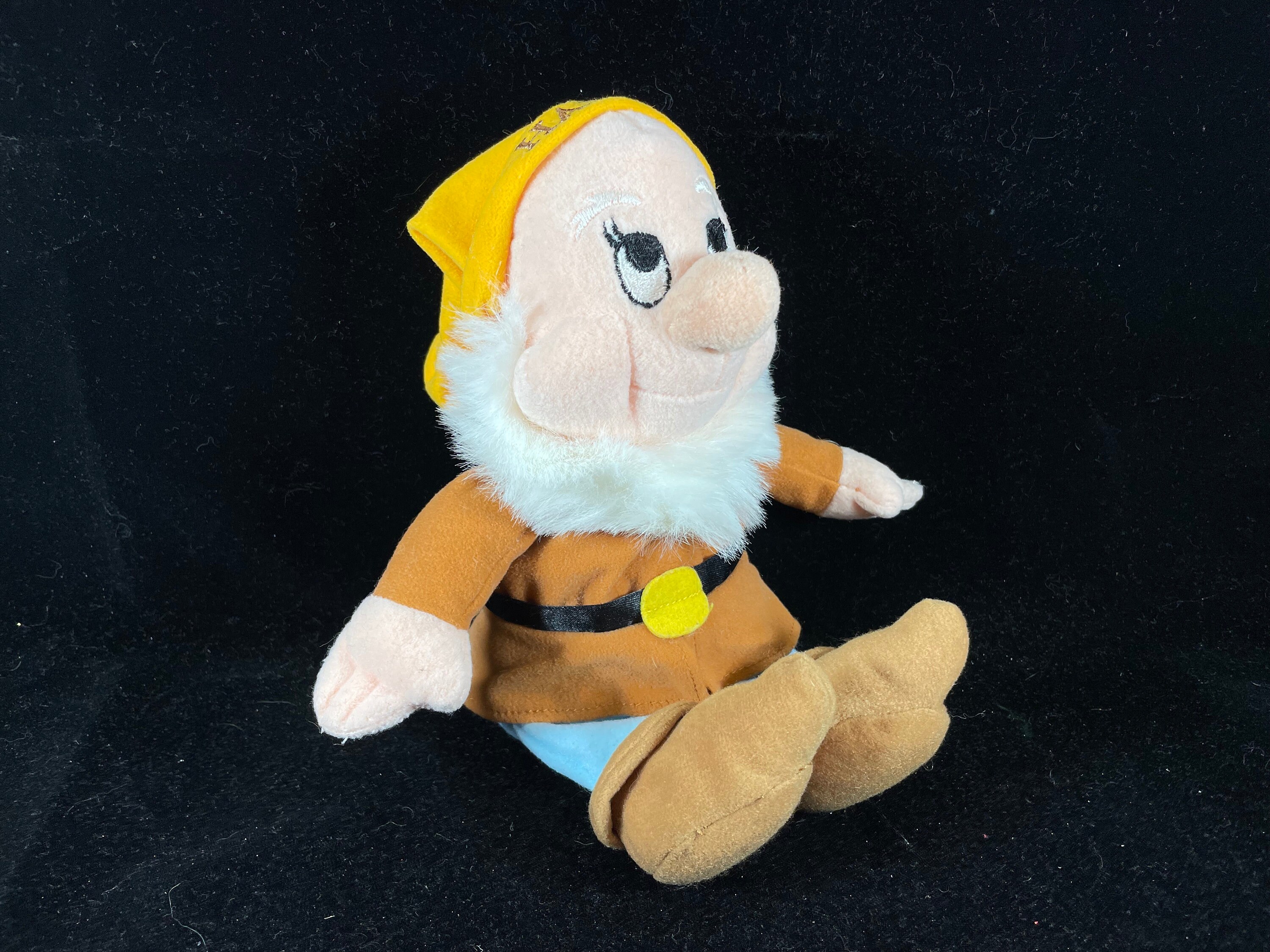 Disney Store Snow White Seven Dwarfs HAPPY Dwarf Plush Stuffed Toy 12 ...