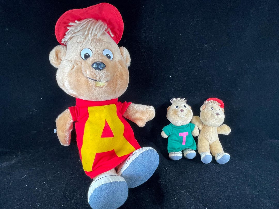 Alvin & the Chipmunks “Alvin” Talking Plush Doll アルビンと