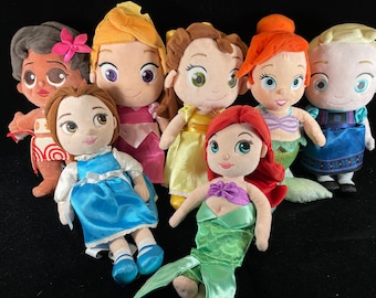 Disney Princesa Joven Bebé Peluche Aurora La Bella Durmiente, Frozen Elsa, Bella La Bella y la Bestia, Rapunzel Enredados Ariel La Sirenita