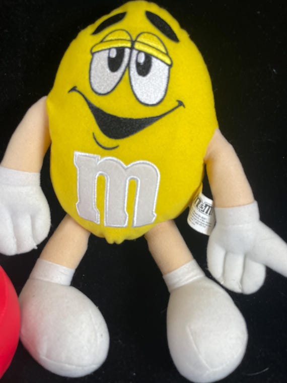 Mars Candy M&M Plush Yellow Blue Ornament Red Mini Ball Yellin