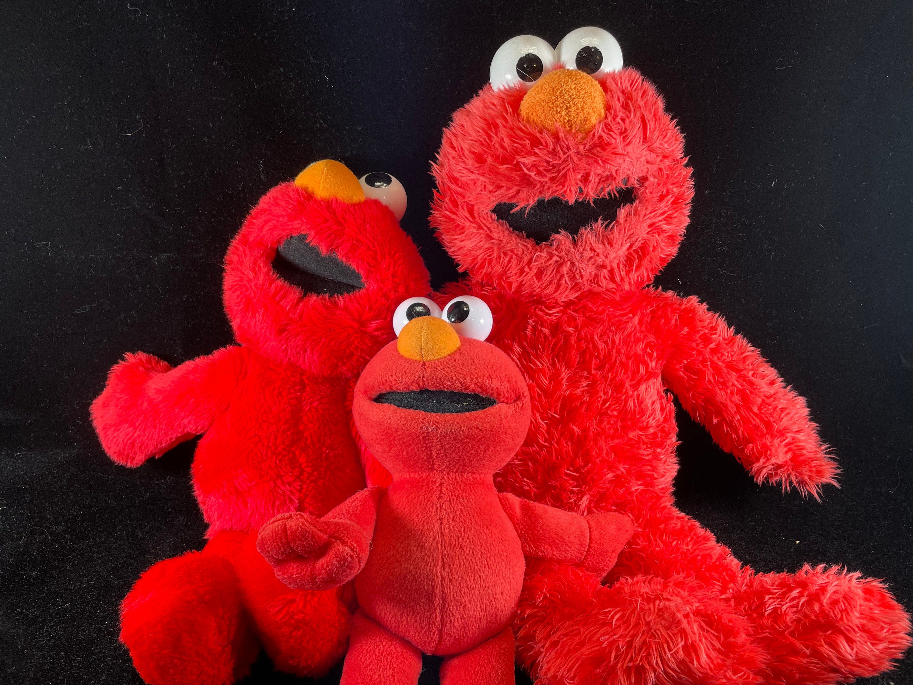Jumbo best sale elmo plush
