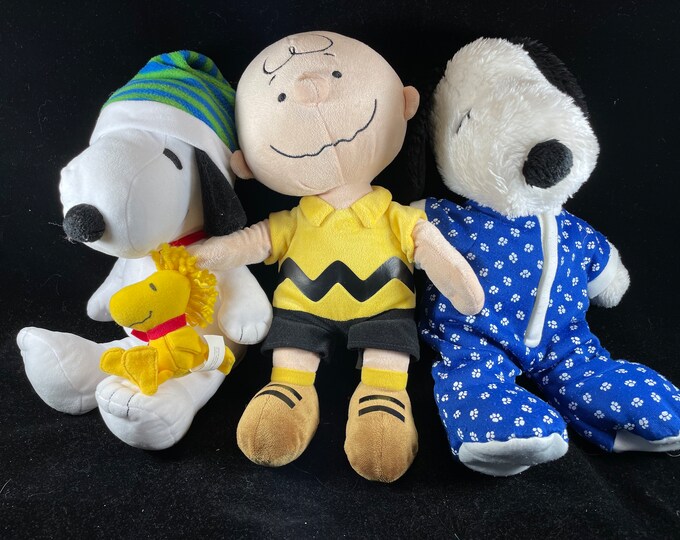 Kohl's and Applause Peanuts Vintage Mini Woodstock Beanie Plush Charlie