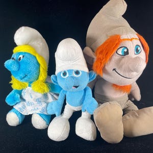 Vintage Smurfette Plush PEYO Wallace Berrie Smurfs Stuffed Animal 1981 F1 10 in Large Smurfs Movie Merchandise Evil Hackus Clumsy 18 in