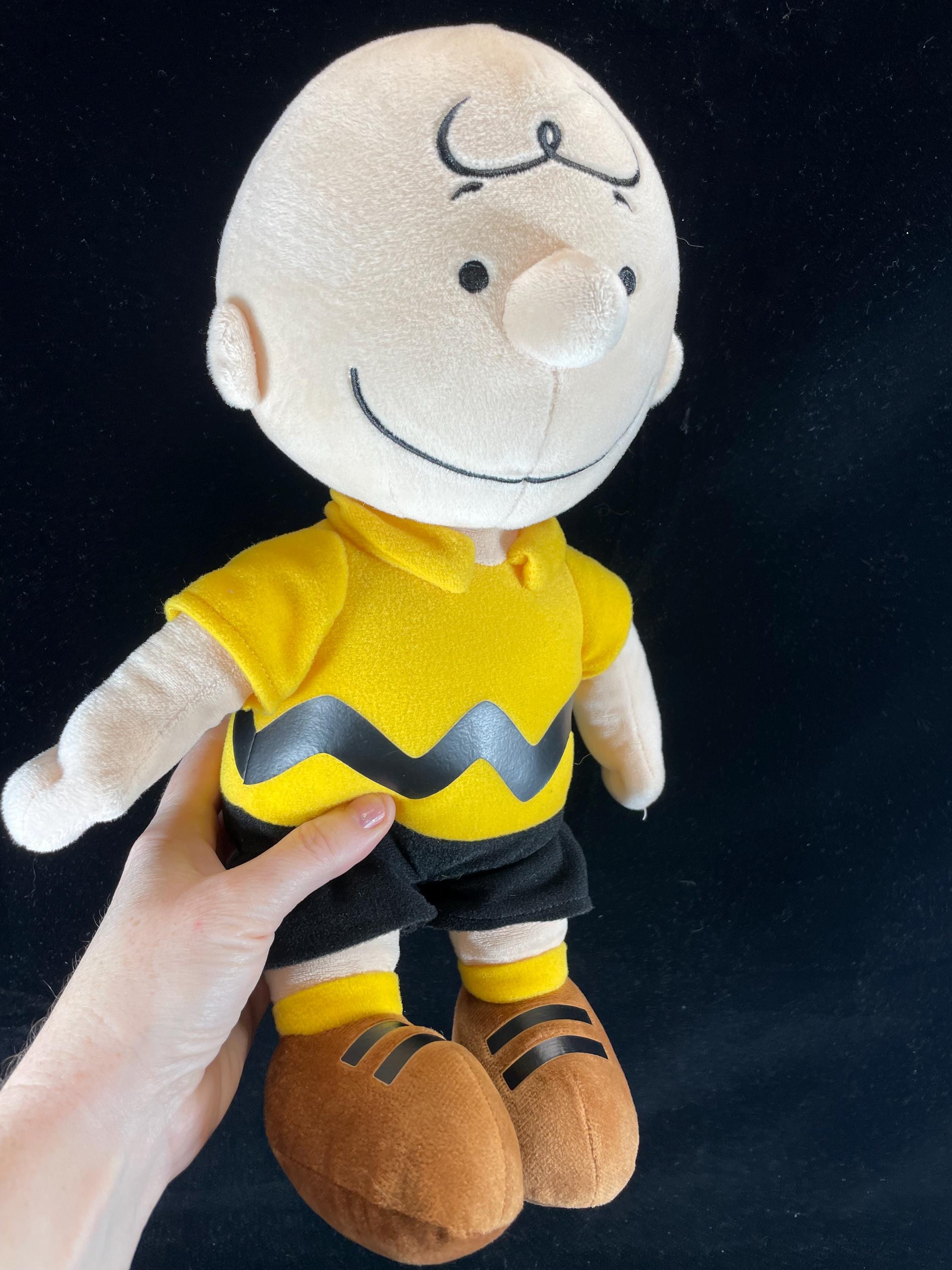 ピーナッツのぬいぐるみチャーリー・ブラウンスヌーピールーシー