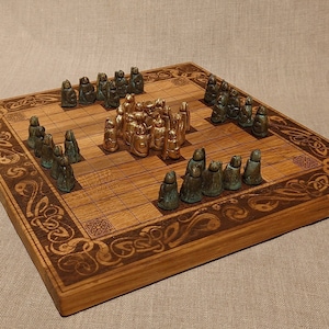 Hnefatafl bronze board game