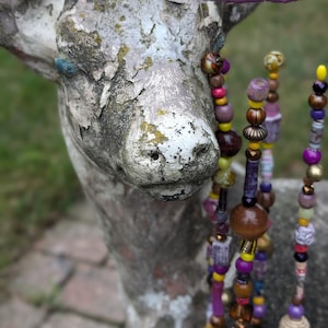 Carillón de viento con cuentas recicladas, colorido, hecho a mano, estilo bohemio, atrapasol, arte de jardín, decoración artesanal, móvil con campanas, arte bohemio para interiores y exteriores
