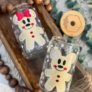 Mickey Gingerbread beer can glass, christmas libbey glass, personalized gift, Christmas gift, iced coffee cup, bamboo lid and glass straw