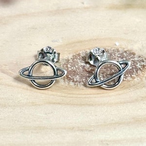 Planet Saturn Stud Earrings | Solid 925 Sterling Silver Saturn Earrings Push Back | Trendy | Minimalist | Solar System Theme
