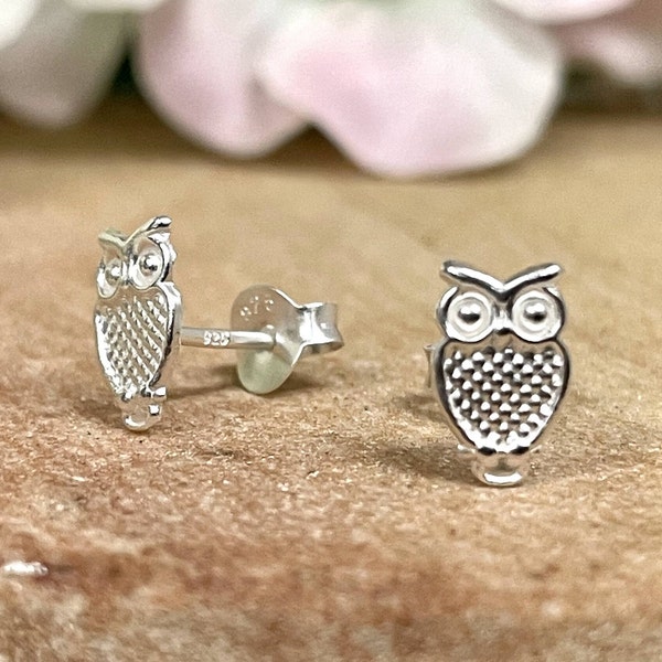 Owl Dainty Stud Earrings | Solid 925 Sterling Silver Cute Owl Earrings Push Back | Minimalist | Trendy | Bird Jewelry | For Girls, Teens