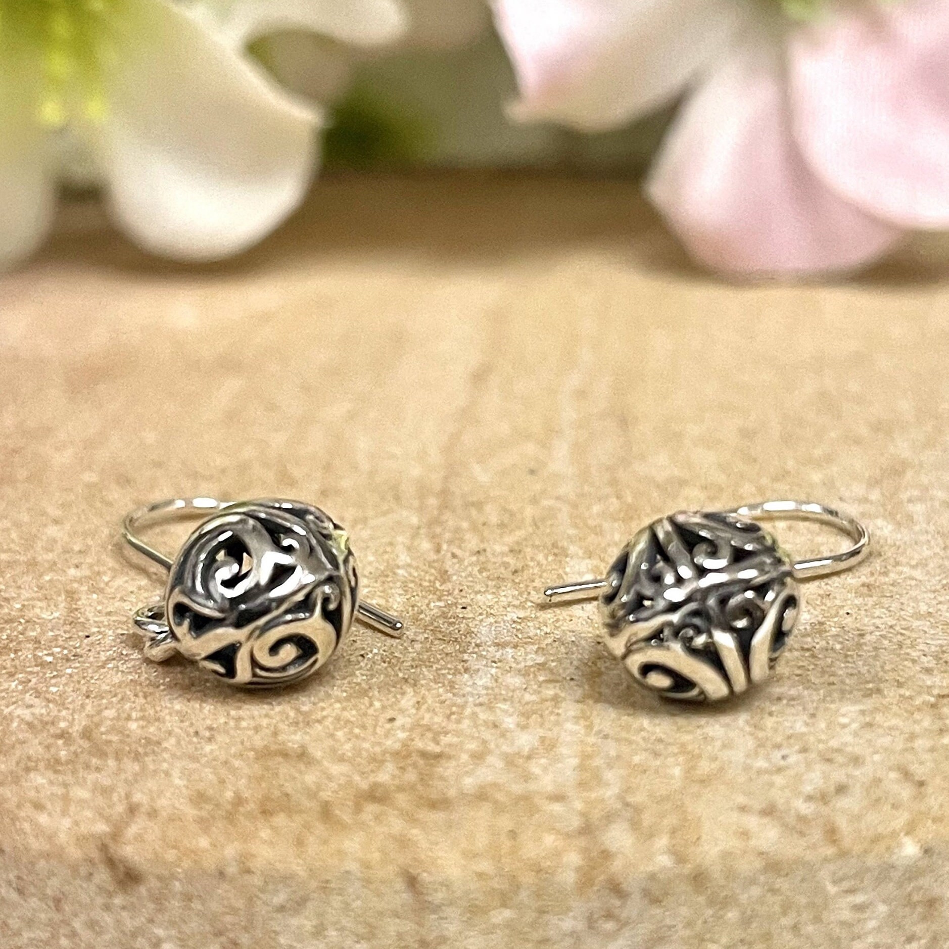 James avery sale hammered hoop earrings