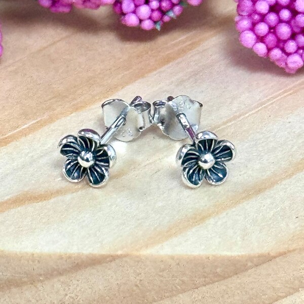 Small Flowers Stud Earrings | Solid 925 Sterling Silver Floral Earrings Push Back | Trendy | Wedding Minimalist | Bridesmaid Gift