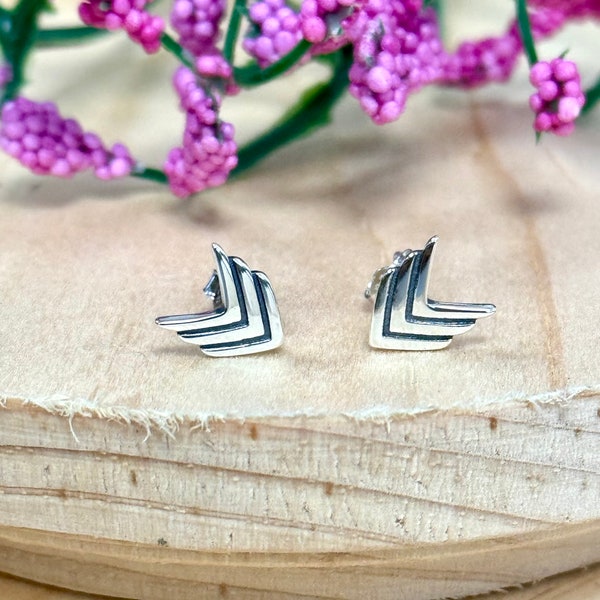 Triple Arrow Stud Earrings | Solid 925 Sterling Silver Chevron Style Earrings Push Back | Minimalist Jewelry | Trendy | Fashion Accessory