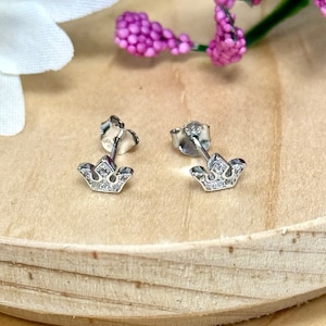 Dainty Crown CZ Stud Earrings | Solid 925 Sterling Silver Tiara Cubic Zirconia Earrings Push Back | Crown Jewelry | Trendy | Minimalist