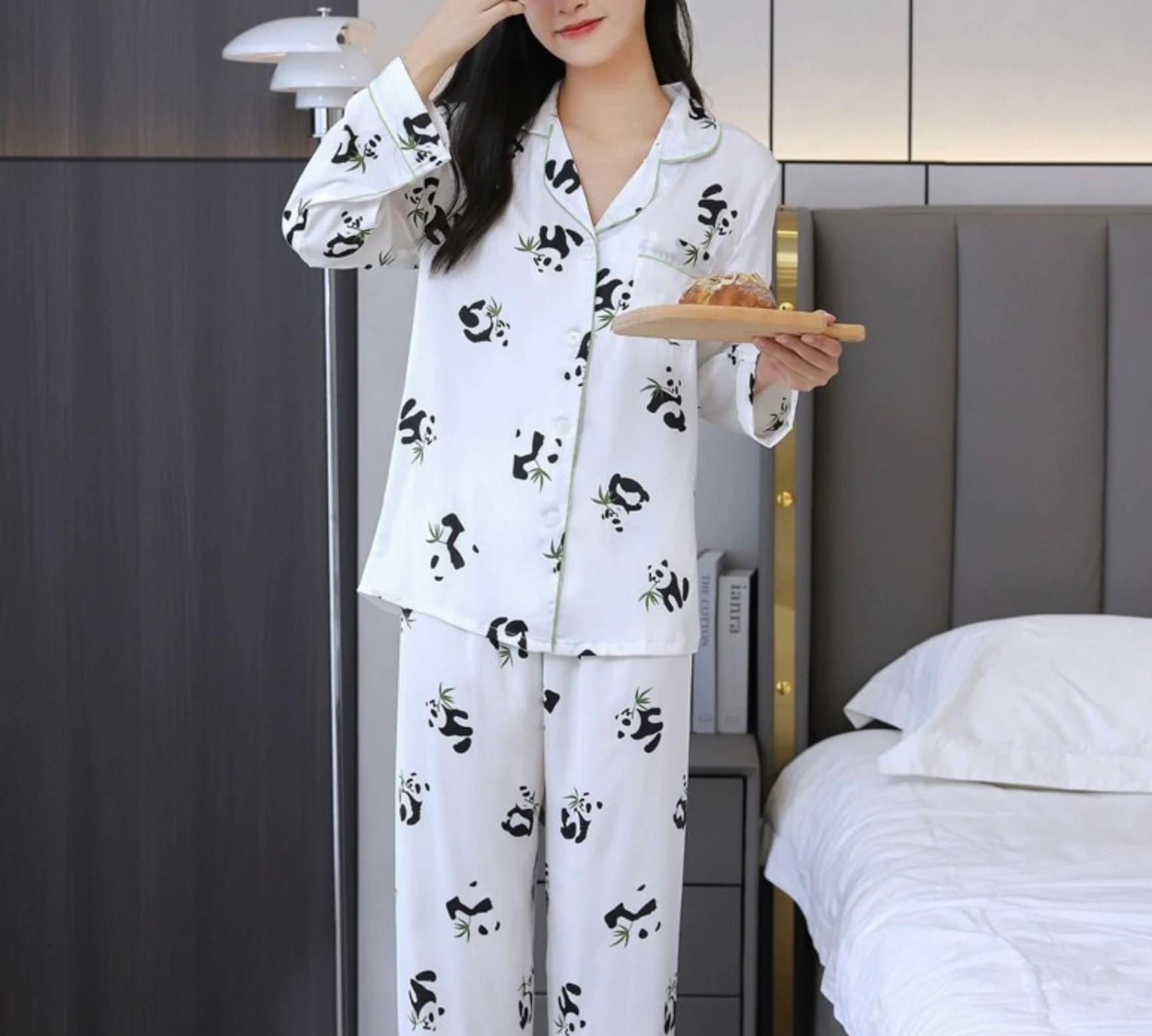 Korean Fashion Ladies Louis Vuitton Silk Pajama Set, Women's