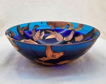 Ciotola in legno di mare e resina blu, scultura in legno ispirata all'oceano, pezzo unico.