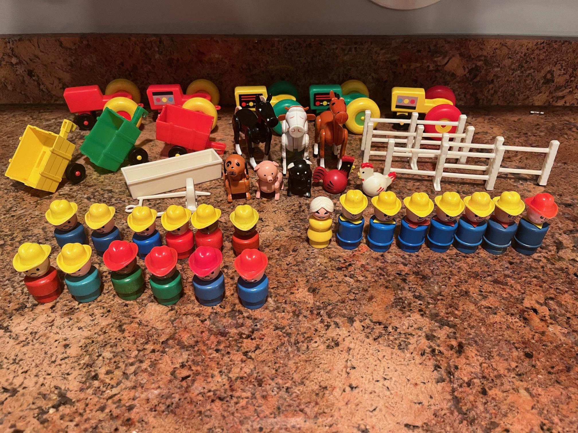 Fisher Price Little People 915 Barn Farm – Pick One Part – Animal, Equipment, People – Pre-Owned