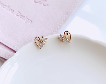 Tiny Cat Stud Earrings, Dainty Cute Cat Earrings, Animal Earrings, Pet Earrings, Kitten Earrings, Cat Jewelry, Cat Mom Gifts