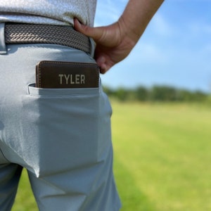 Porta-cartão de pontuação de golfe personalizado em couro | Presente para evento de golfe | Presente de golfe personalizado | Suporte para livro de jardas personalizado | Presente para taco de golfe
