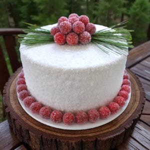 Winter Christmas Snow And Berries Fake Cake, Fake Cake, Home Decor, Faux Cake, Snow  Cake, Fake Food, Christmas Fake Cake