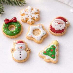 Christmas Cookie Cabochons, Slime Charms, Fake Candy, Hairbow Charm, Jar Filler, Tiered Tray Scatter, Scrapbook, Cell Phone Charms, Decoden