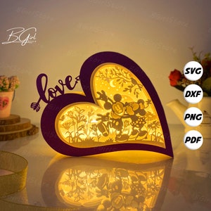 Plantilla de caja de amor recortada en papel de Mickey Couple, caja de luz recortada en papel con linterna 3D SVG DIY, corte Cricut, corte de papel de caja de sombra