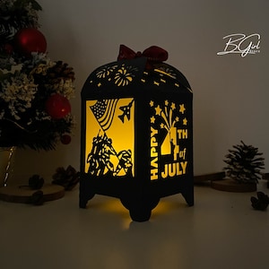 Plantilla de caja de luz de linterna de papel recortado del 4 de julio, plantilla SVG de Cricut, corte de Cricut, archivo SVG de caja de luz de papel recortado de linterna 3D DIY