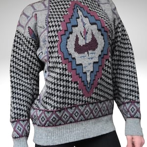 Vintage 80s 90s Knit Sweater | Retro Aztec Houndstooth Print | Pullover Sweaters