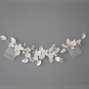 White Porcelain Flower Wedding Haircomb - Bridal Hair Pin - Bridal Hair Accessories - Wedding/prom Haircomb