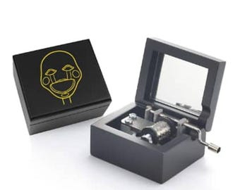 Limited Edition Schwarz Holz Personalisierung Gravieren Die Puppen Standuhr / Toreador März Handkurbel Spieluhr