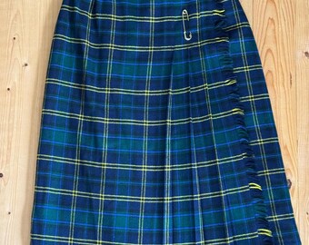 Vintage Tartan Wool Kilt Skirt| 80s/90s Pleated Plaid Midi| Size 24" Waist
