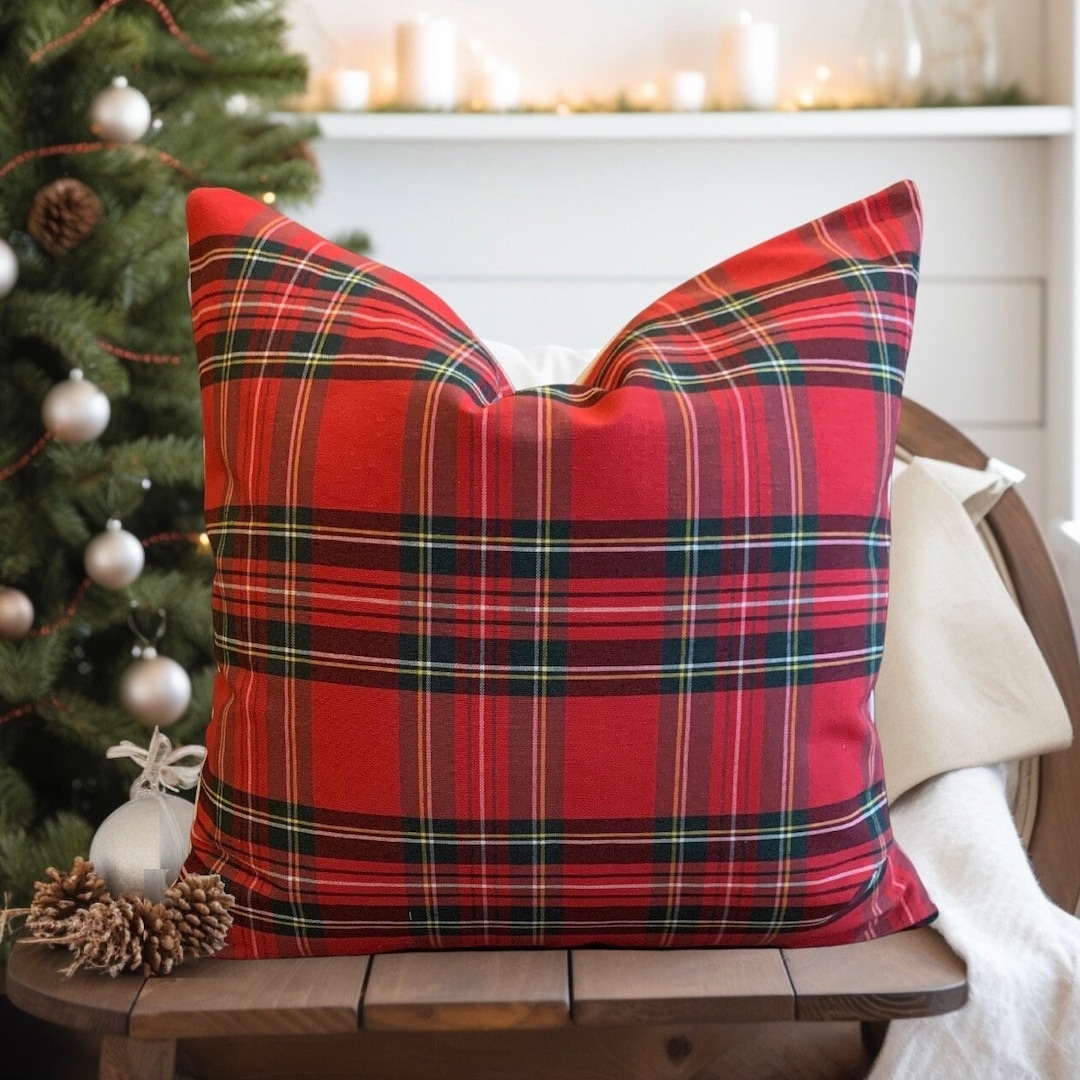 MERRY Red Tartan Plaid Christmas Pillow Cover, Christmas Plaid Decor