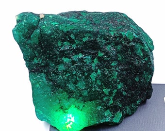 Green Emerald Huge Raw Natural Gemstone 5300 Ct IGL Certified from Colombia Gemstone Semi-Transparent Rough Best Discounted Offer KAE