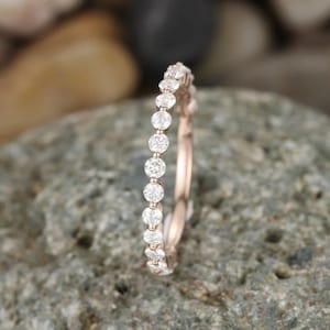 14K Rose Gold Wedding Ring Moissanite Wedding Band Anniversary Ring for Woman Round Diamond Engagement Ring Anniversary Gift Promise Ring