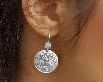 Silver Disc Earrings, Hammered Earrings, Round Disk Drop Earrings, Circle Disc Earrings, Disc Dangle Earrings, Large Dangle Earrings