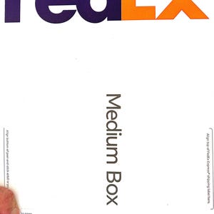 Ulepszenie wysyłki: z Eco-post (10–21 dni roboczych) na wysyłkę FedEx (5–10 dni roboczych), NIE wliczając czasu produkcji!