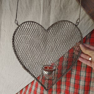 vintage coeur suspendu en fil de métal, coeur en fil de fer avec photophore en verre, coeur suspendu, coeur en fil de fer, coeur qui s'ouvre, décoration de porche