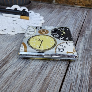 Zigaretten Etui, mit Uhr Design, Metall Zigarettenetui, Decoupage, Geschenk für Ihn, Zigarettenschachtel, Raucher Geschenk