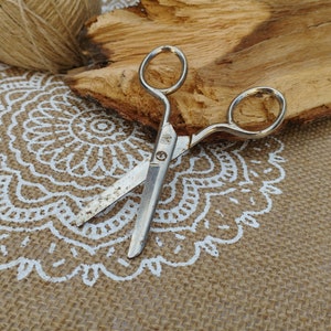 Vintage Kleine Metall Schere für Papier Handwerk, Made in Germany, Schere mit Abgerundeten Spitzen, Alte Papier Schere, Handwerk Werkstatt Dekoration