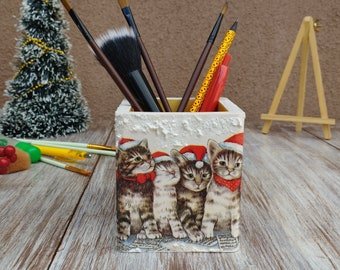 Wooden Pencil Holder with Cats, Pen Holder, Desk Accessory, Decoupage, Office Accessory, Christmas Gift, Brush Holder, for Cats Lovers