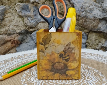 Wooden Pencil Holder with Sunflower and Bee, Pen Holder, Desk Accessory, Makeup Brush Holder, Image Honeybee, Yellow Sunflower, Decoupage