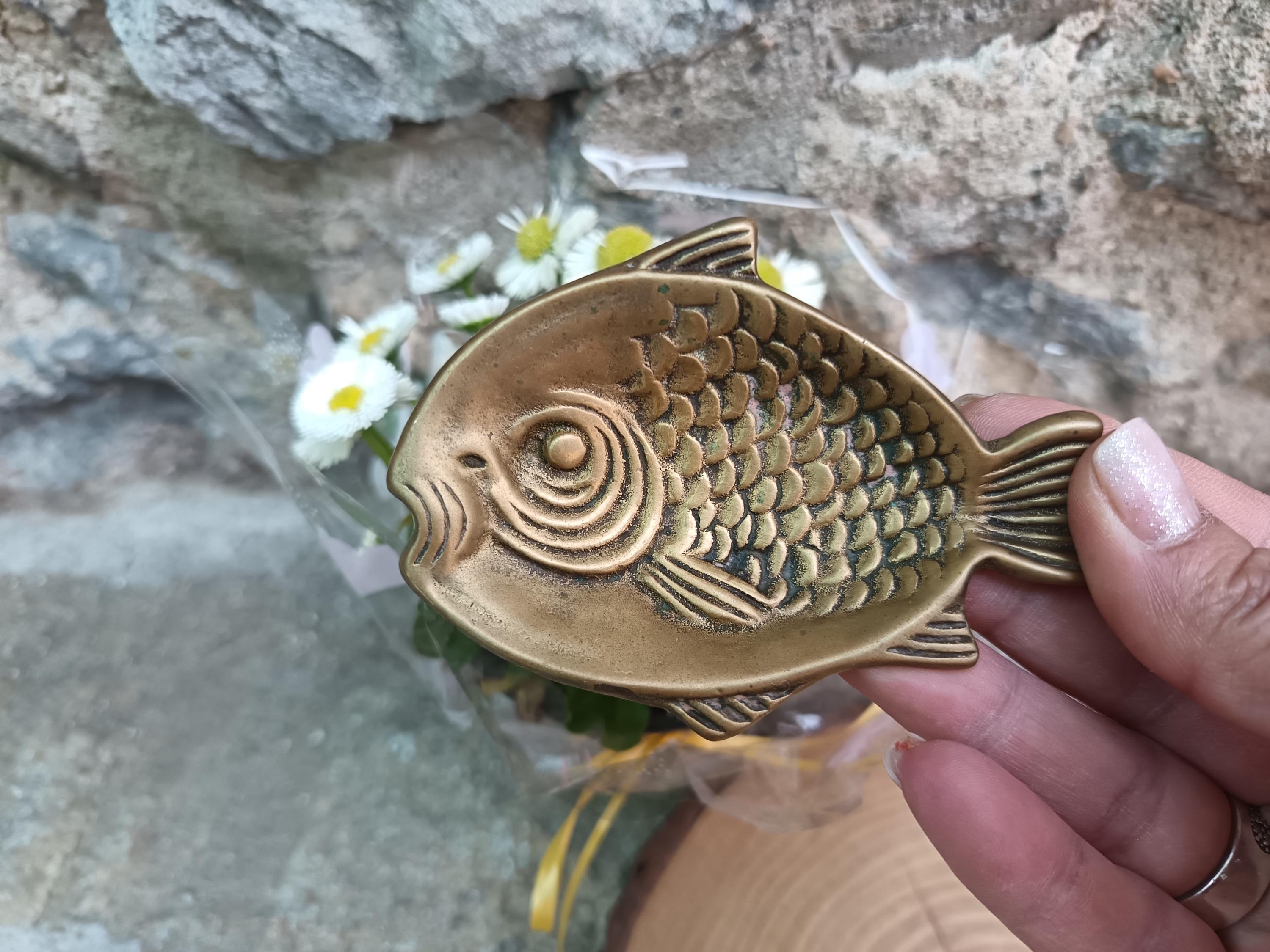 Vintage Brass Fish Ashtray: Small Decorative Cast Ashtray - Etsy