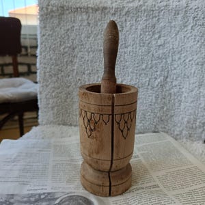 Old Wooden Mortar and Pestle, Cracked Mortar, Vintage Mortar for Seeds and Garlic, Rustic Home Decor, Pestle, Antique Country Kitchen