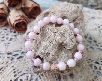 Bracciale elastico in giada rosa con dettagli in oro rosa, 8 mm