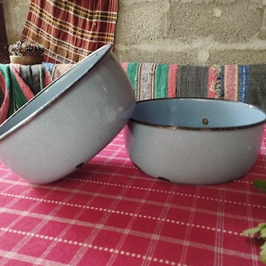 Set of Two Vintage Enamel Bowls, Used Blue Bowls, Enameled Bowls, Rustic Kitchen Decor, Enamelware, Camping Bowls, Old Bowls, Antique Enamel