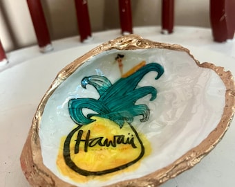 Hawaii Clam Shell Trinket Dish: Hand-Painted Gold Trim Decor