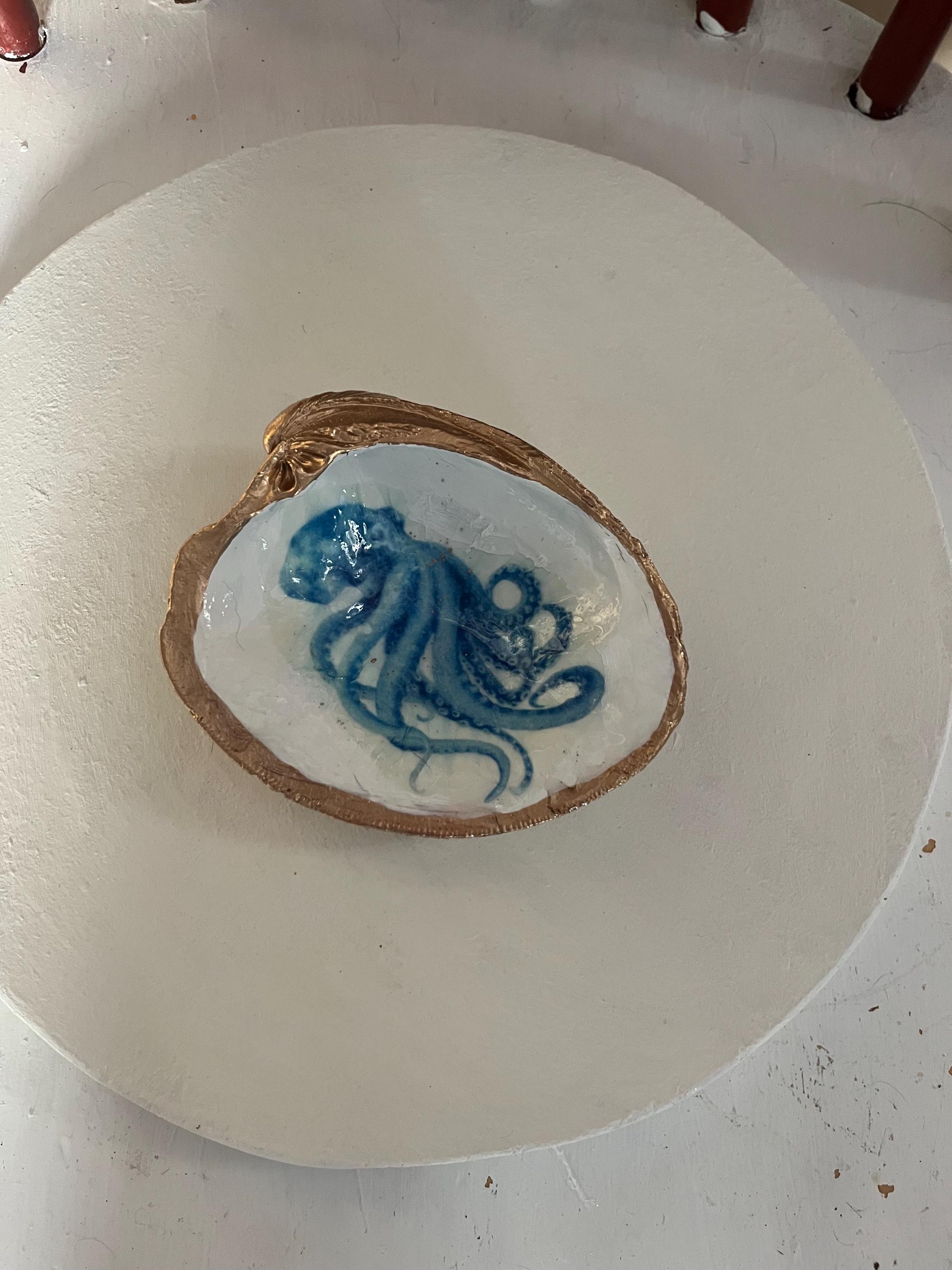 Octopus Decoupage Clam Shell Trinket Dish: Gold Trim Shell Art - Etsy
