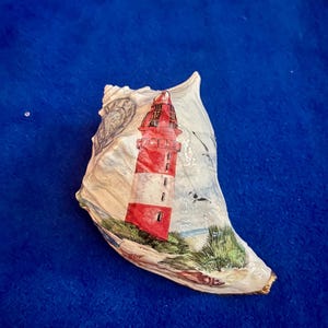 Decoupaged Whelk Shell Art: Coastal Lighthouse Decor (5 inch)